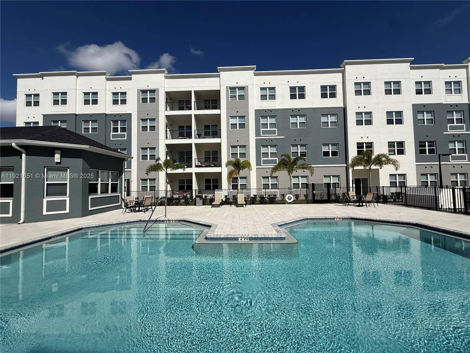 1210 Southstation PlaceOther City - In The State Of Florida - Condo 5+ Stories,Condo condo unit 201 - picture