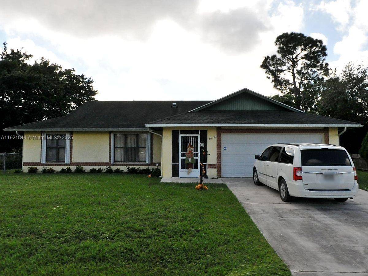 2410 SE Renick AvePort St. Lucie - picture
