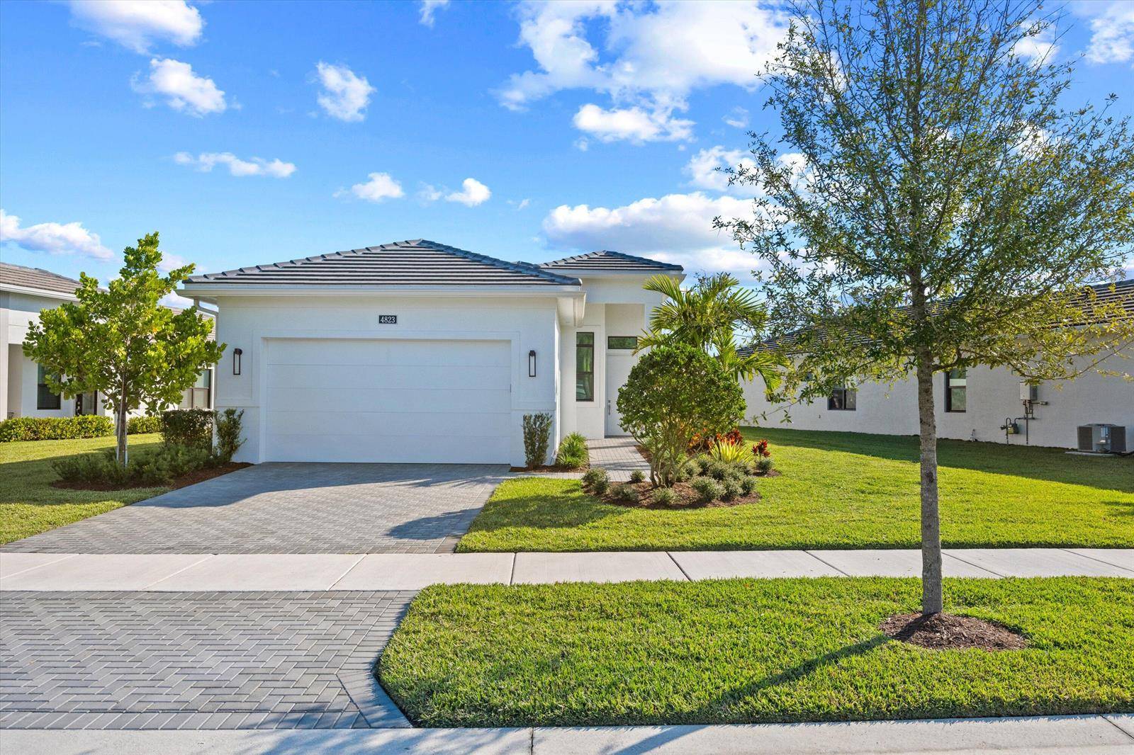 4823 Saint ArmandsWestlake - picture