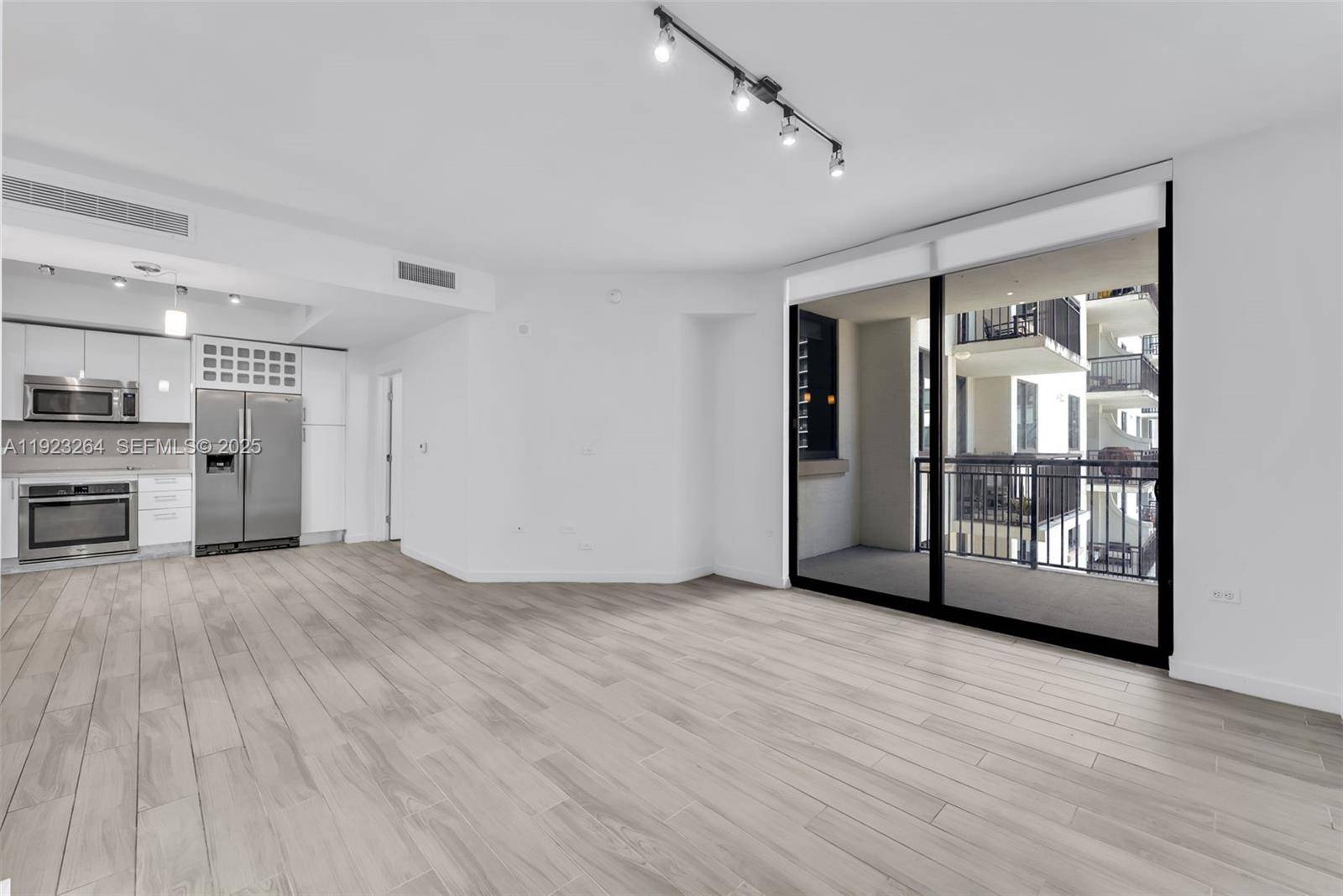 999 SW 1st AveMiami - Condo/Co-Op/Annual,Condo condo unit 2801 - picture