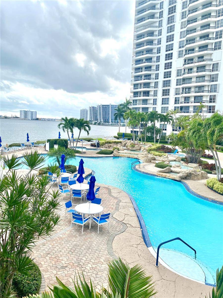 19195 NE 36th CtAventura - Condo 5+ Stories,Condo condo unit 402 - picture
