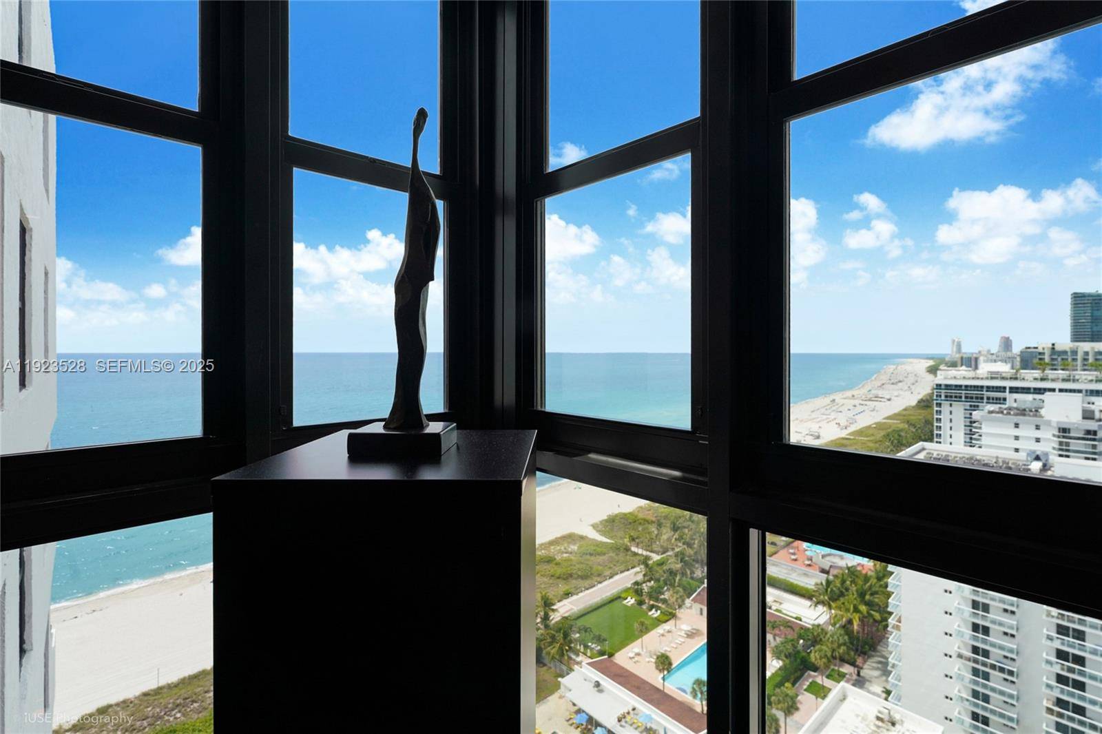 2555 Collins AveMiami Beach - CLUB ATLANTIS CONDO condo unit PH114 - picture
