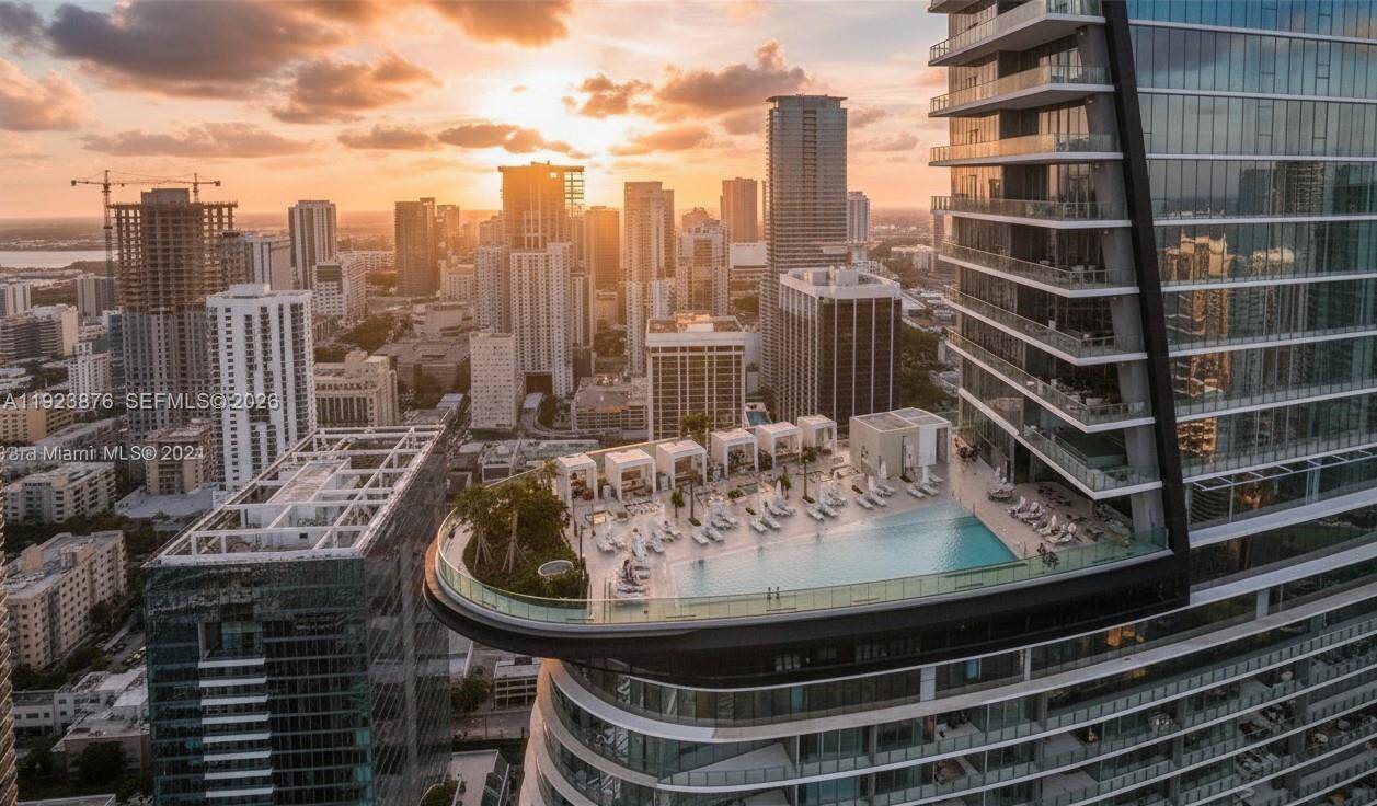 300 Biscayne Blvd WayMiami - Condo/Co-Op/Annual,Apartment condo unit 4201 - picture