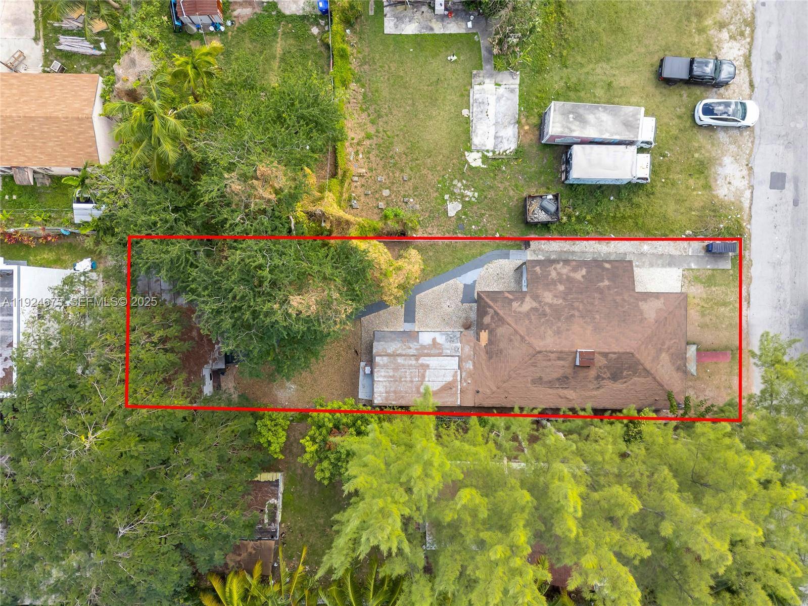 7525 NE Miami CtMiami - picture