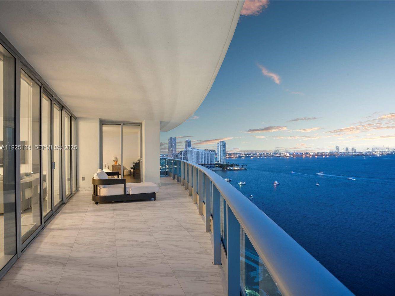 1331 Brickell Bay DrMiami - Condo 5+ Stories,Condo condo unit 1811 - picture