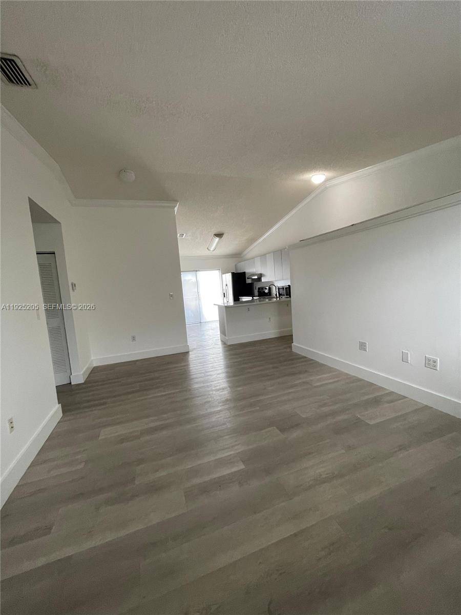 3375 W 76th StHialeah - EL PRADO XIV CONDO condo unit 211 - picture