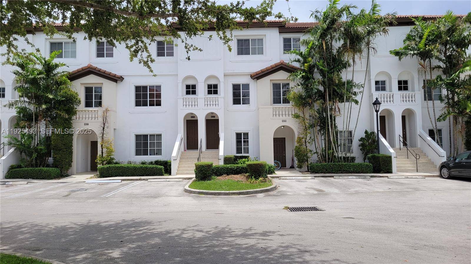 12600 SW 50th CtMiramar - BOARDWALK AT VIZCAYA COND condo unit 437 - picture