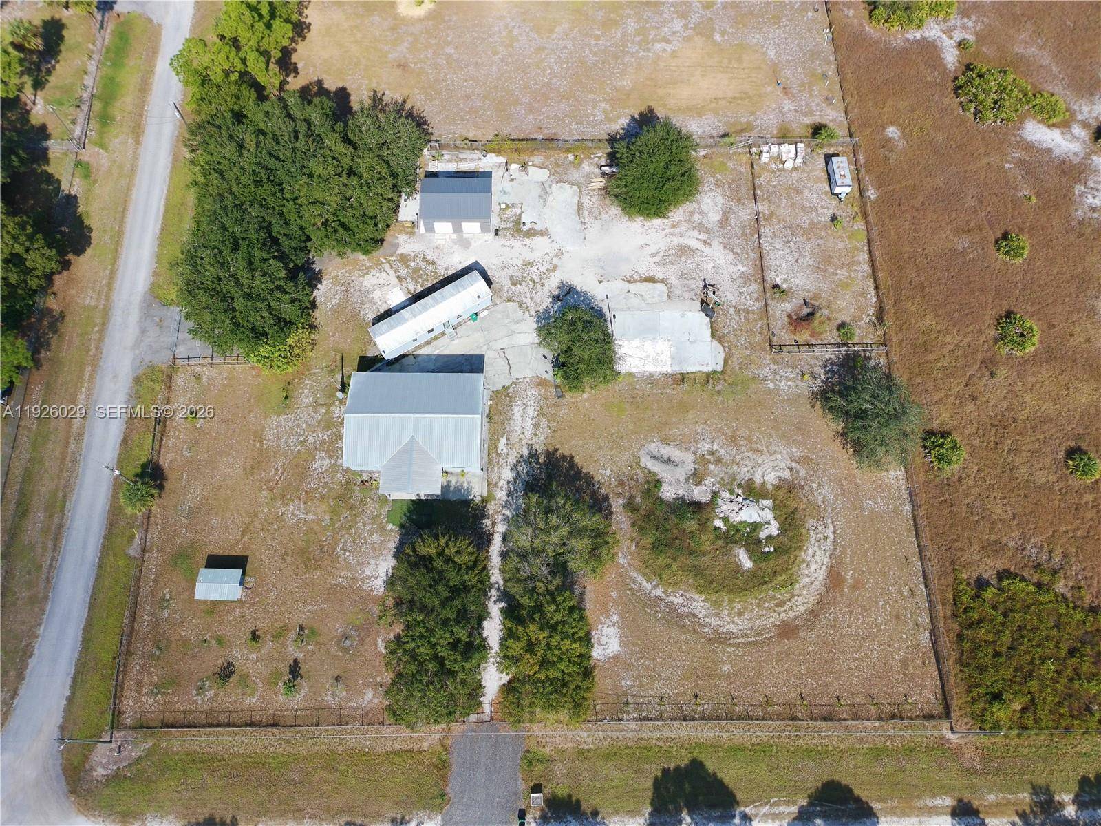 527 PERIMETER RDClewiston - picture