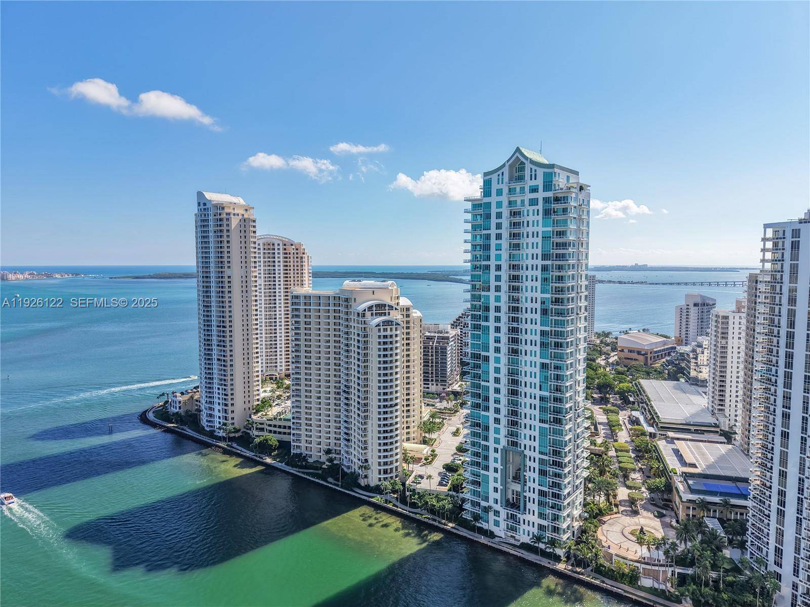 900 Brickell Key BlvdMiami - Condo 5+ Stories,Condo condo unit 803 - picture