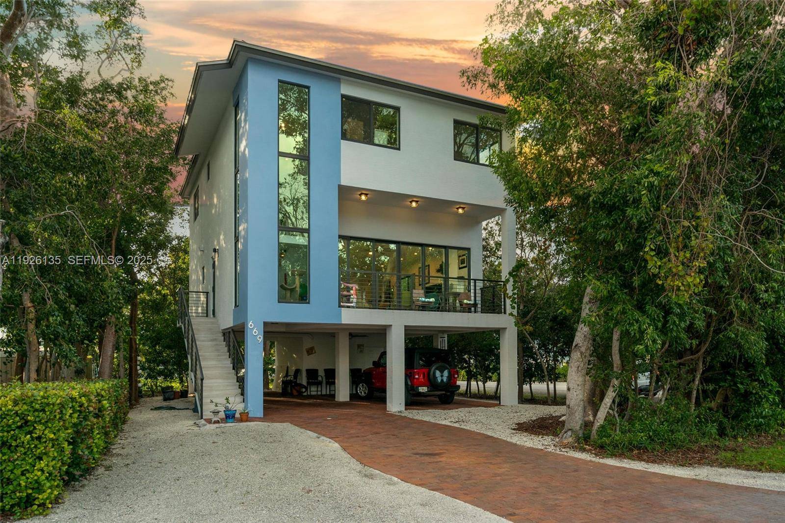 669 Colson DrKey Largo - picture