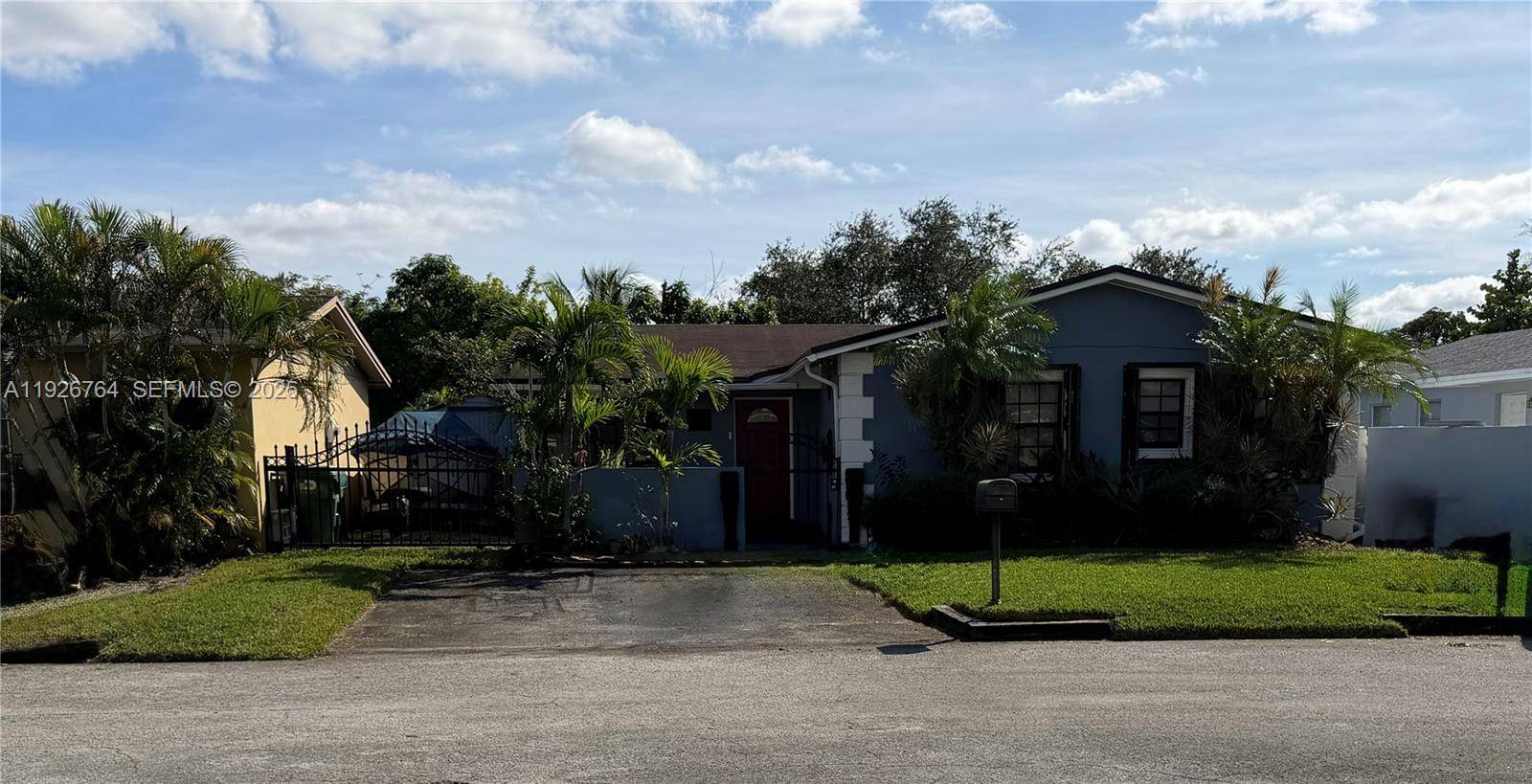 2926 NW 191st LnMiami Gardens - picture