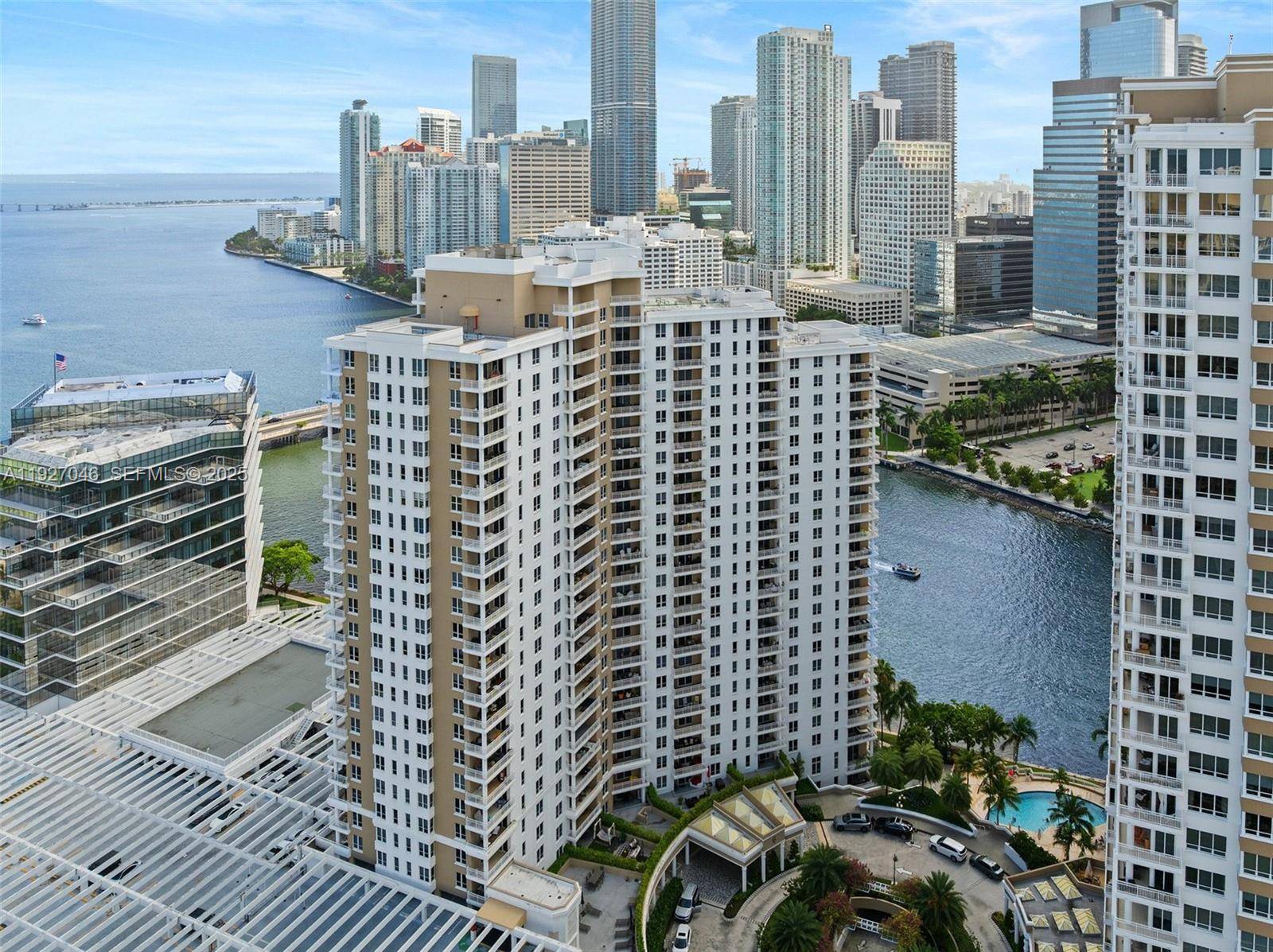701 Brickell Key BlvdMiami - Condo 5+ Stories,Condo condo unit 1605 - picture