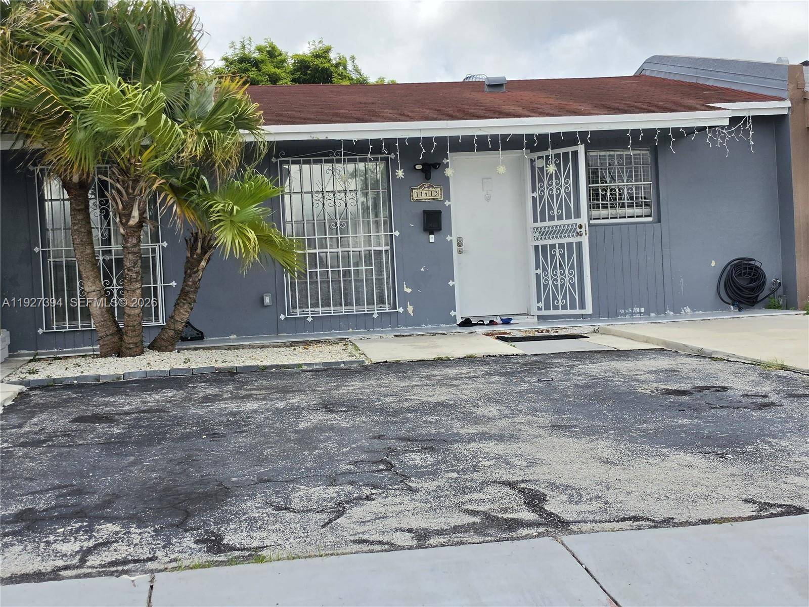 11413 SW 148th StMiami - picture