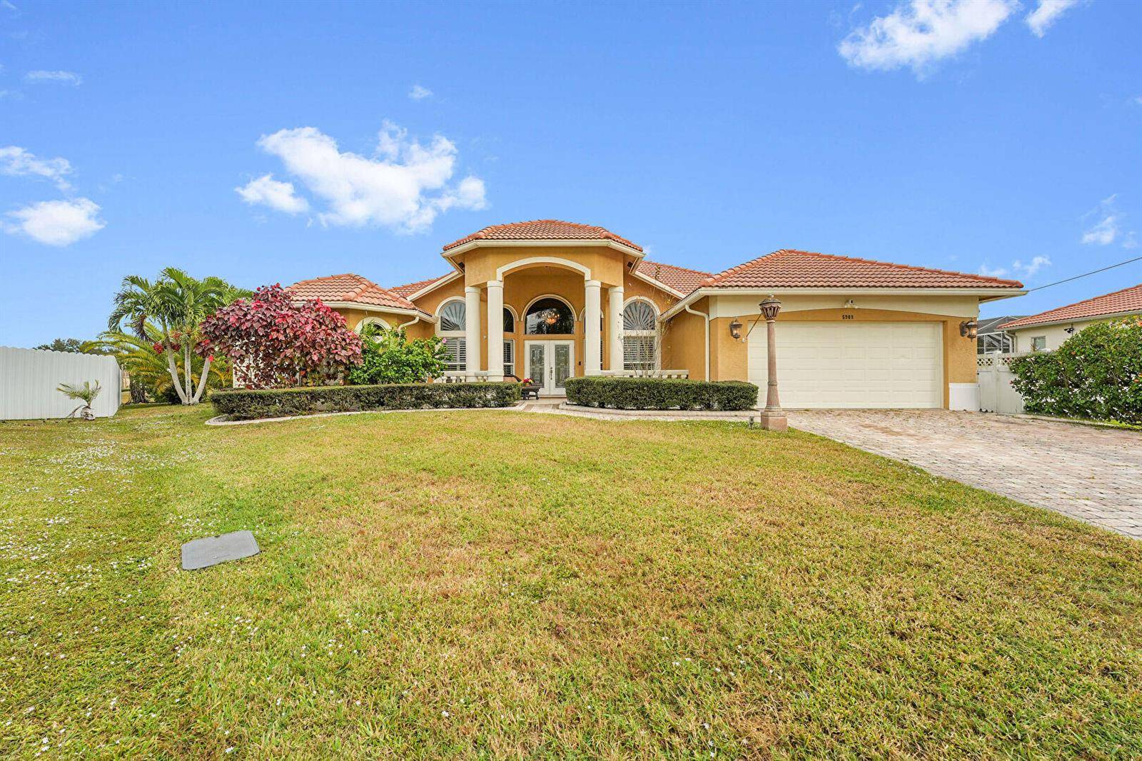 5909 NW BayouPort St. Lucie - picture