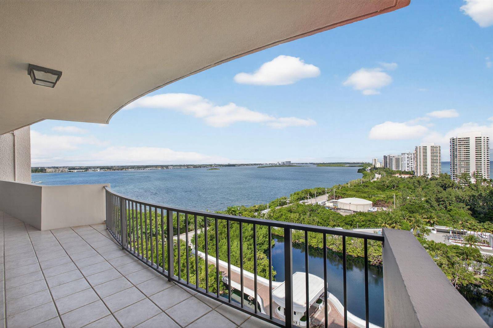 4200 N OceanRiviera Beach - Condo condo unit 2-1606 - picture