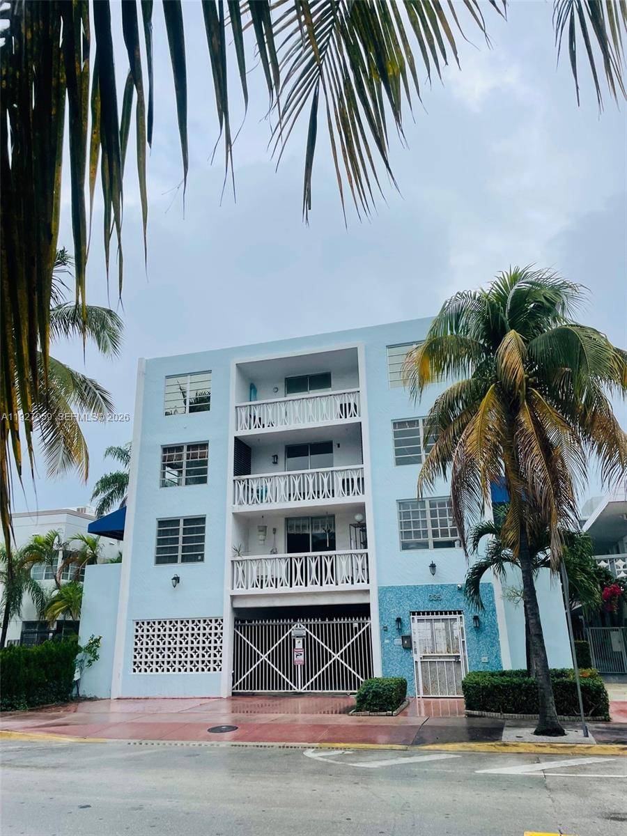 335 Collins AveMiami Beach - COLLINS VIEW CONDO condo unit 302 - picture
