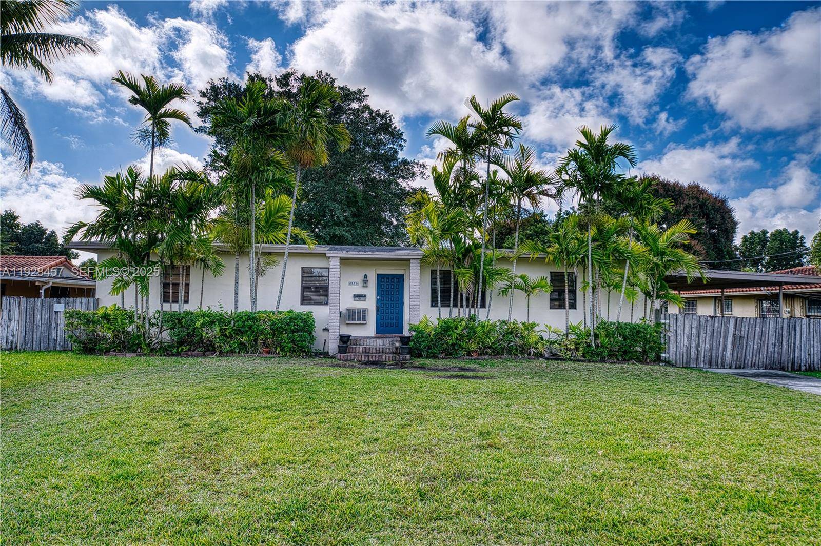 6550 SW 27th StMiami - picture