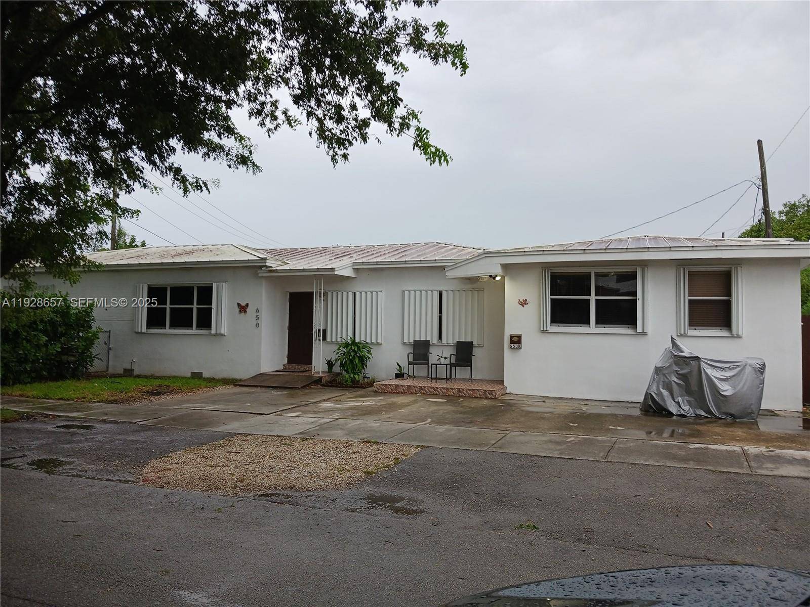 650 SW 44th CtMiami - picture
