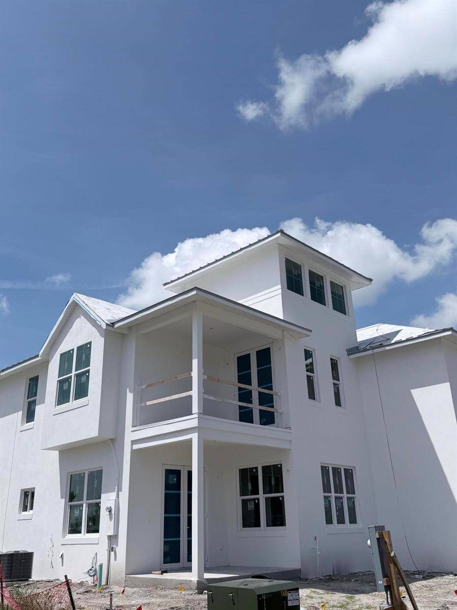 135 KingsFort Pierce - picture