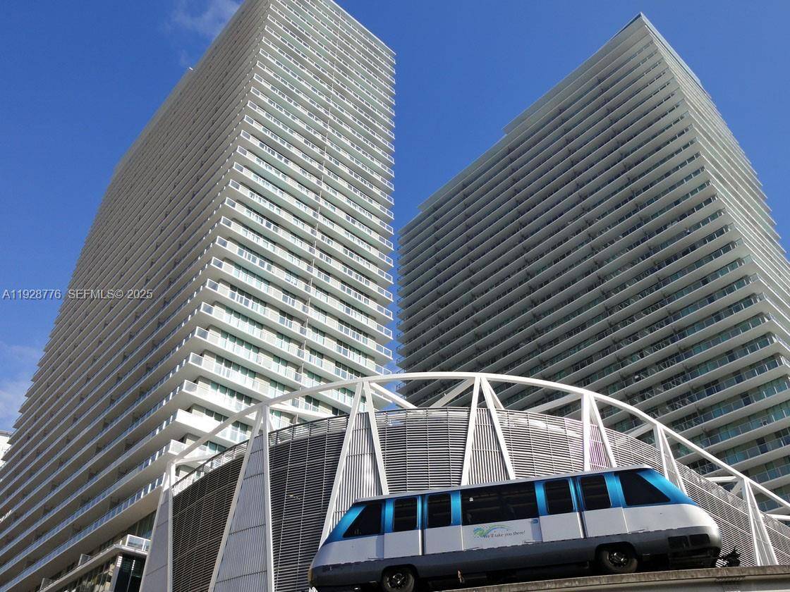 79 SW 12th StMiami - AXIS ON BRICKELL condo unit 1203S - picture