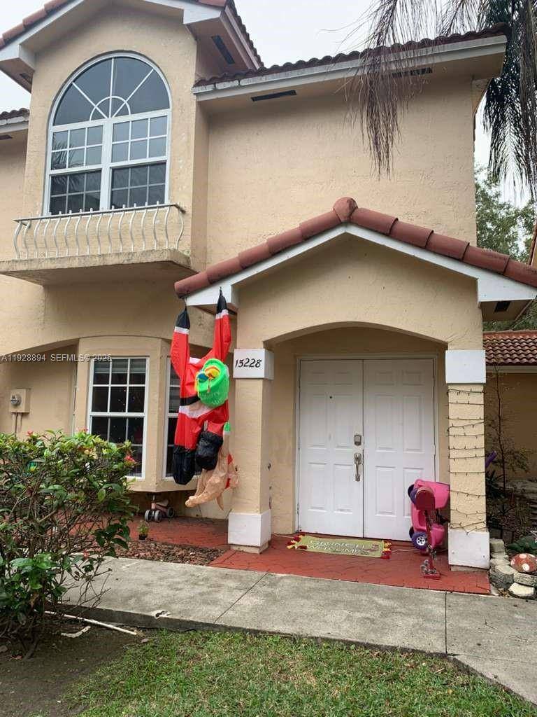 15228 SW 111th StMiami - picture