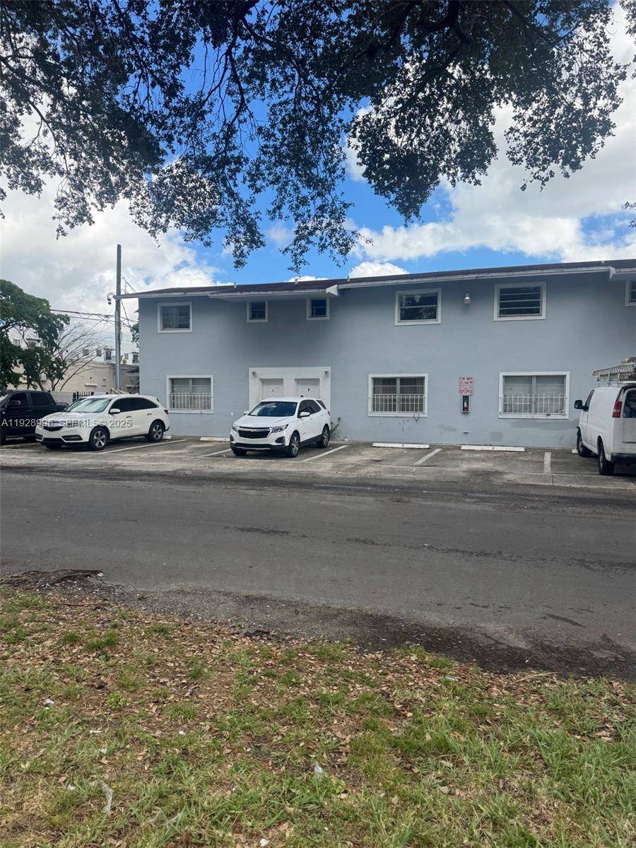 3821 SW 13th CtFort Lauderdale - picture