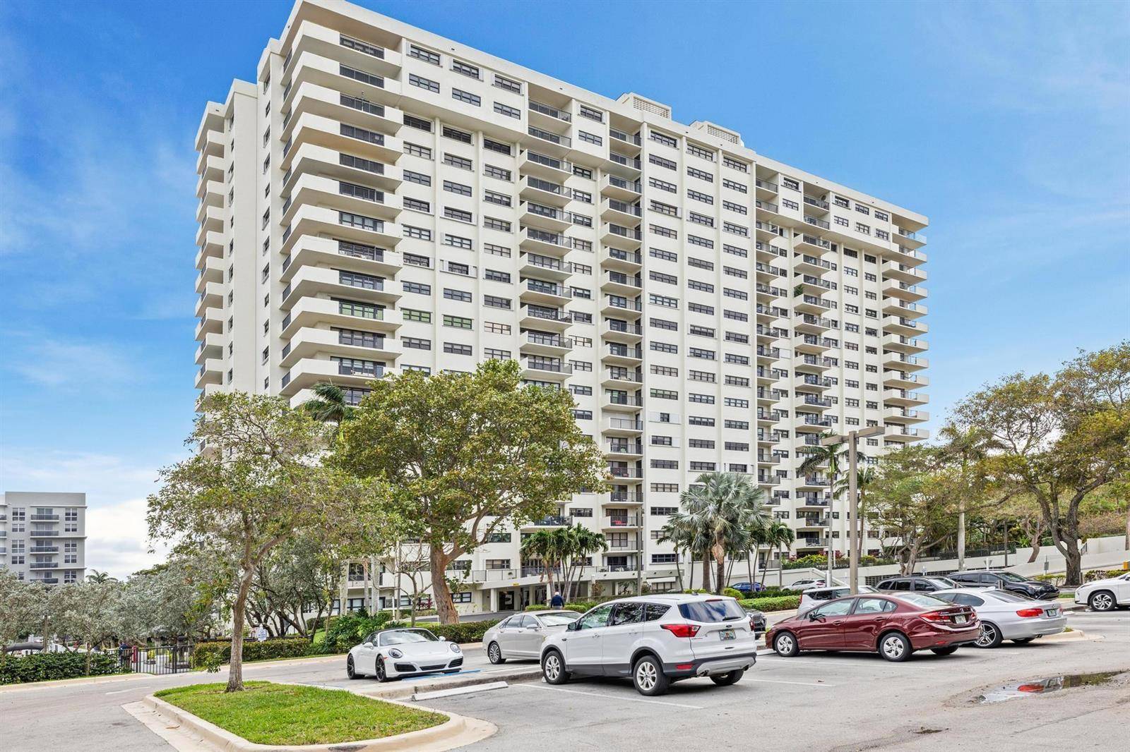 3200 Port RoyaleFort Lauderdale - THE TOWER AT PORT ROYALE condo unit 1208 - picture