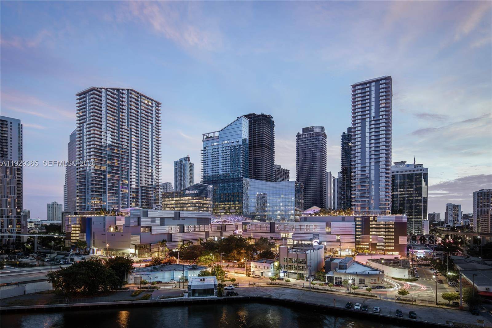 88 SW 7th StMiami - Condo 5+ Stories,Condo condo unit 2501 - picture