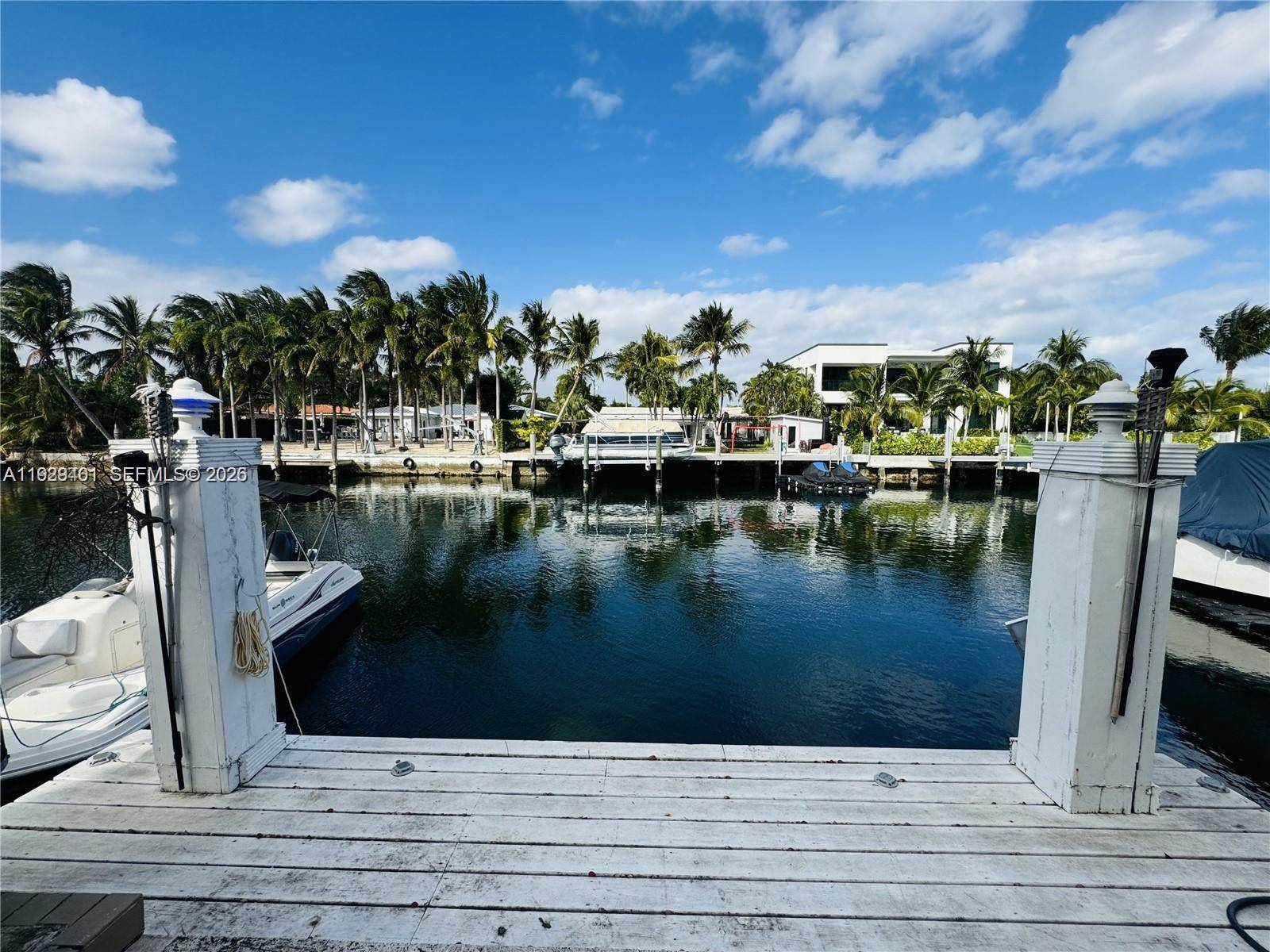 1987 NE 123rd StNorth Miami - picture