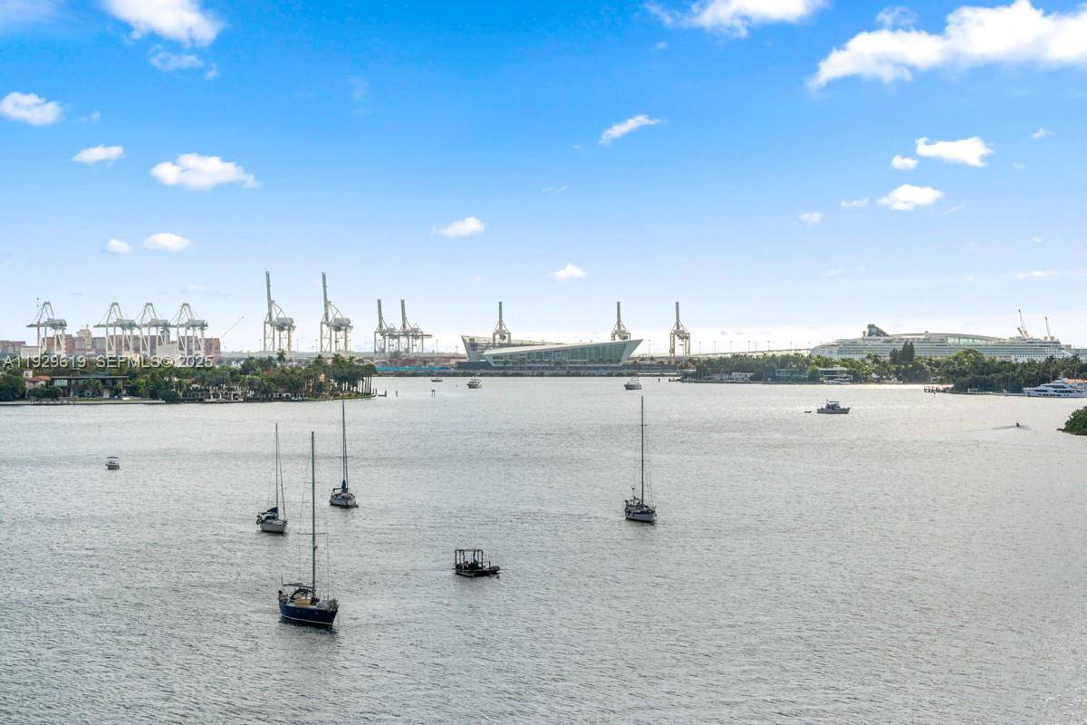 16 Island AveMiami Beach - Condo/Co-Op/Annual,Condo condo unit 6B - picture