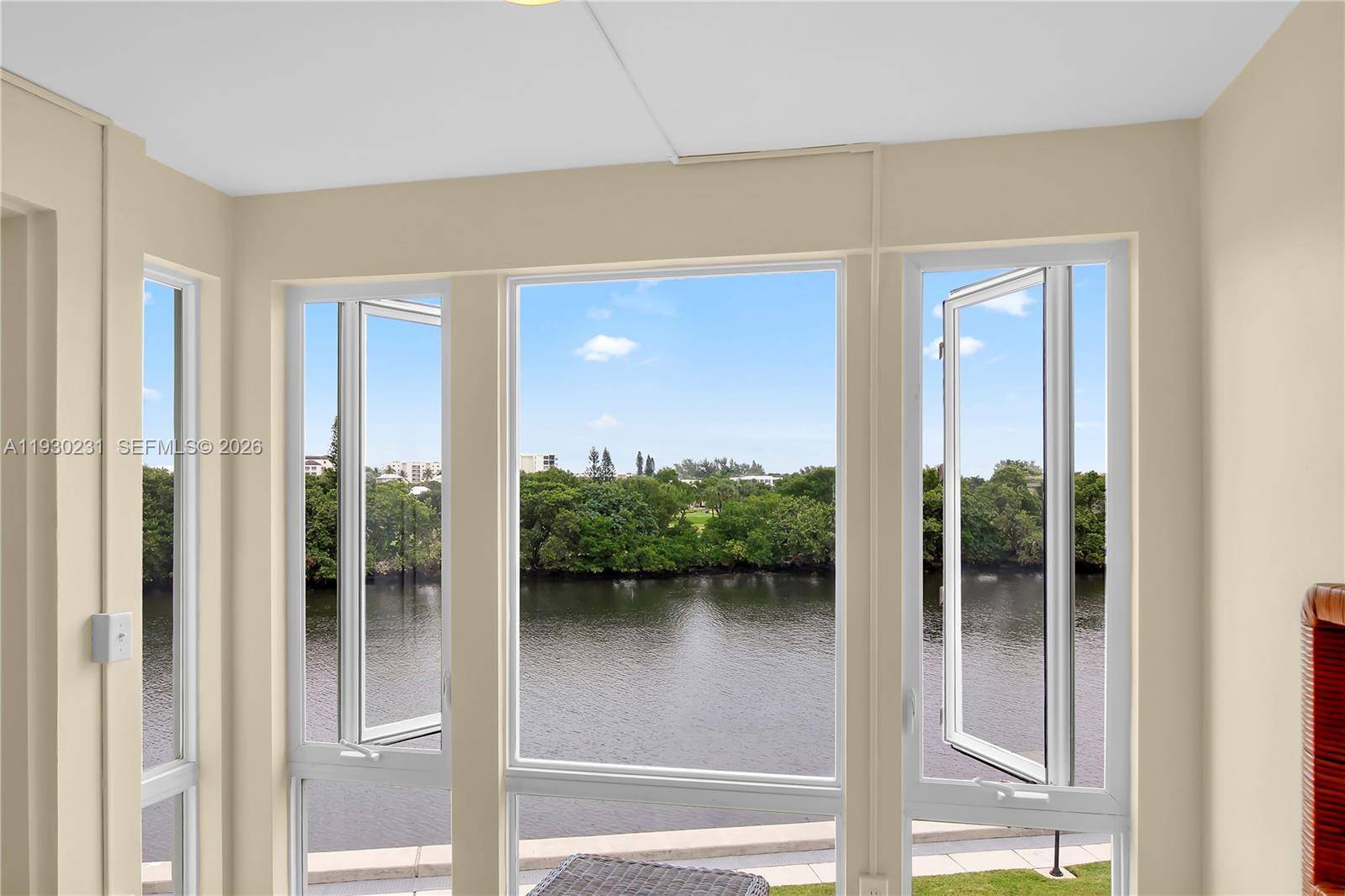7 Colonial Club DriveBoynton Beach - Condo 1-4 Stories,Condo condo unit 302 - picture