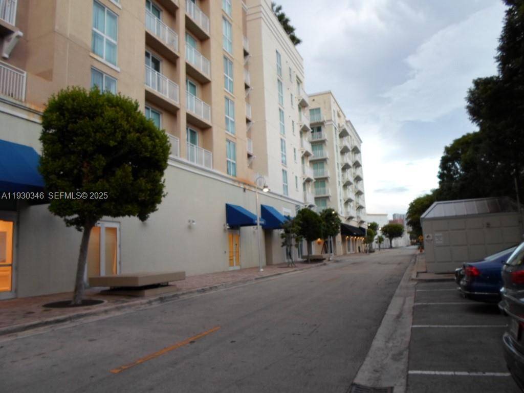 7275 SW 90th WayMiami - Condo 5+ Stories,Condo condo unit G 611 - picture