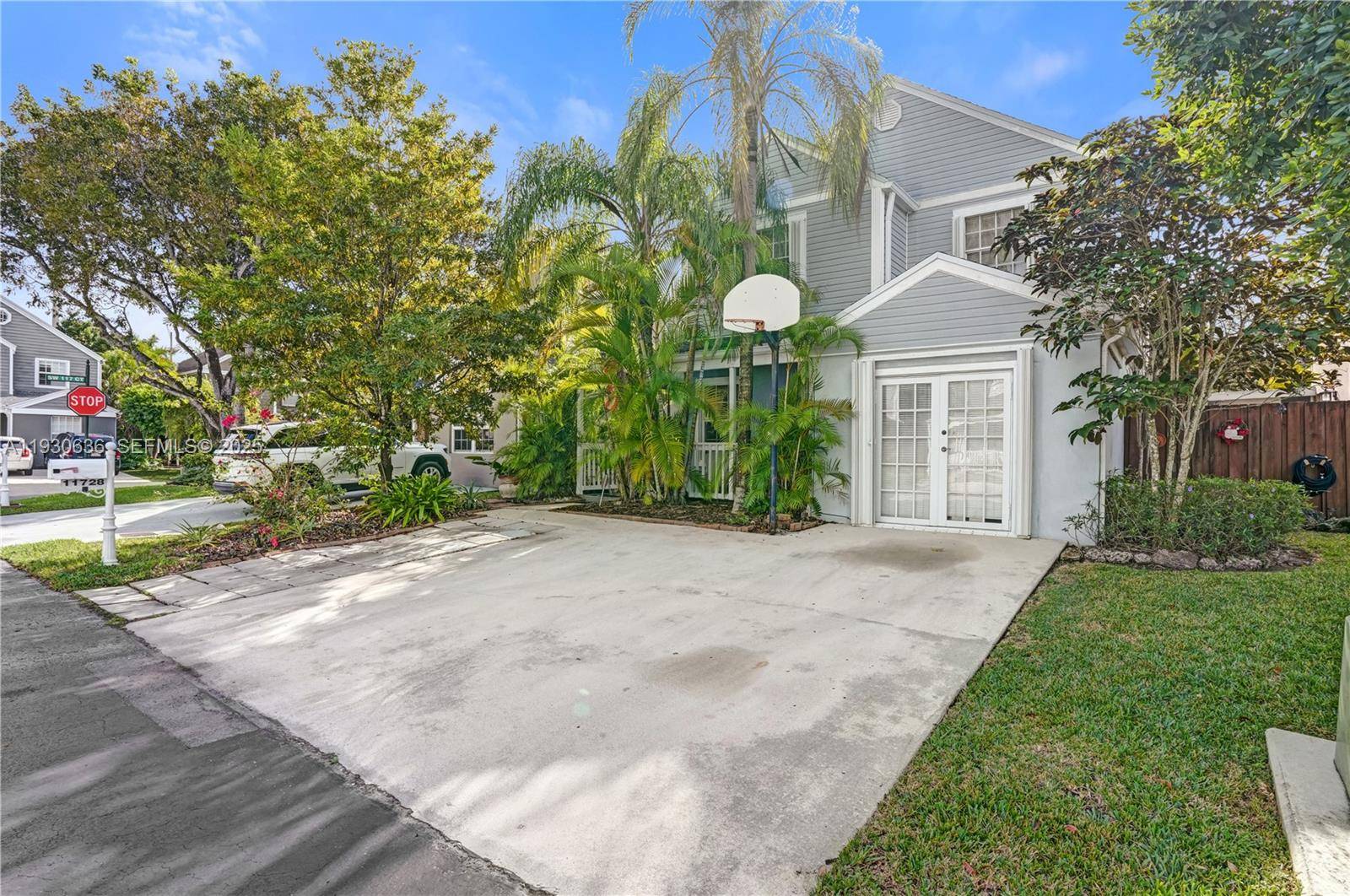 11728 SW 118th TerMiami - picture