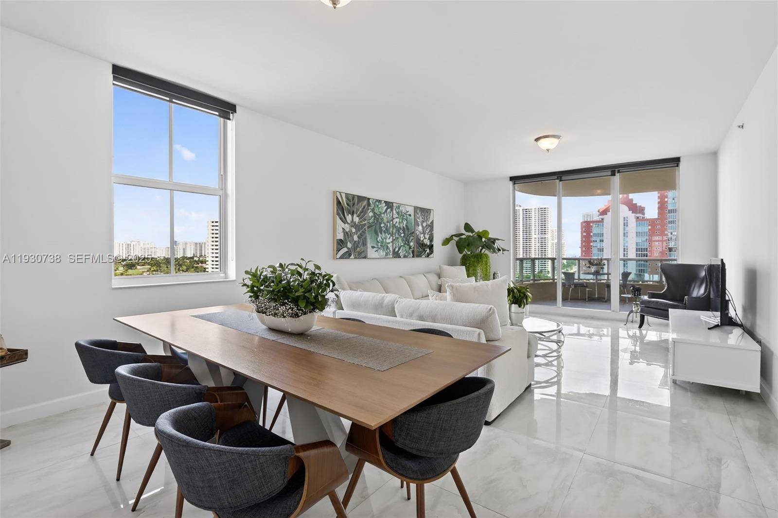 3340 NE 190th StAventura - AVENTURA MARINA CONDO NUM condo unit 1101 - picture