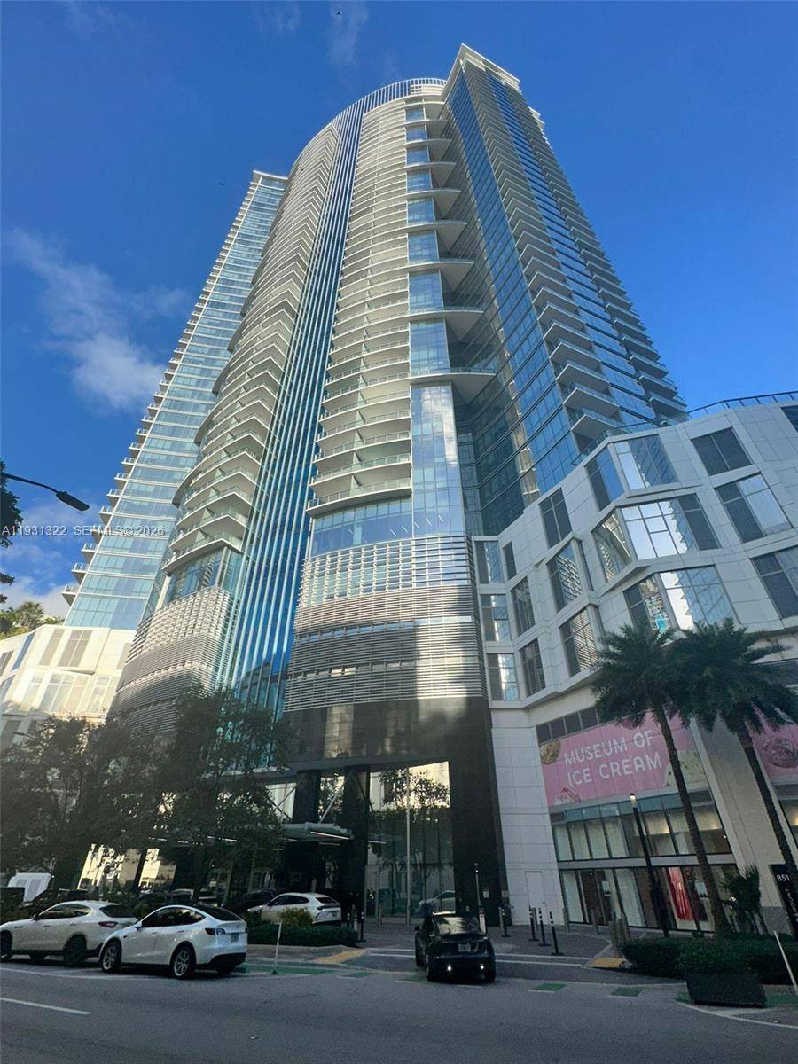 851 NE 1st AveMiami - PARAMOUNT MIAMI WORLDCENT condo unit 2212 - picture