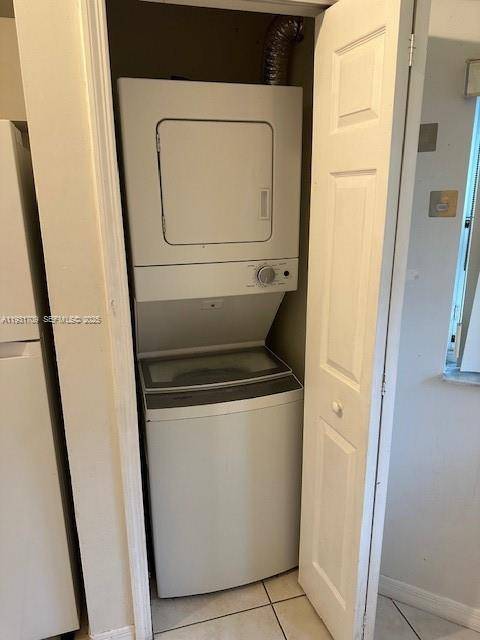 7060 NW 177th StHialeah - SHOMA HOMES AT COUNTRY CL condo unit 205-12 - picture