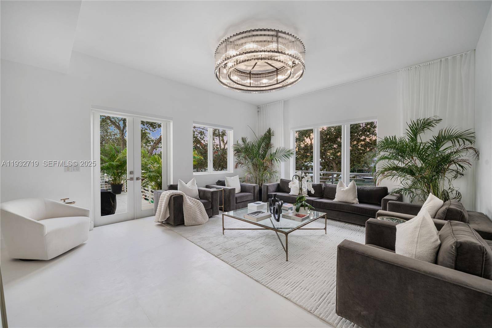 6109 W Laguna Dr WMiami Beach - Townhouse Fee Simple,Townhouse condo unit 6109 - picture