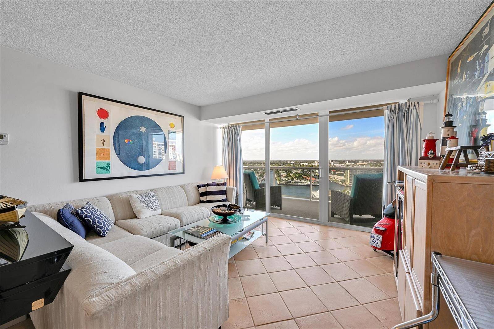 2841 N OceanFort Lauderdale - Vantage View condo unit 1809 - picture
