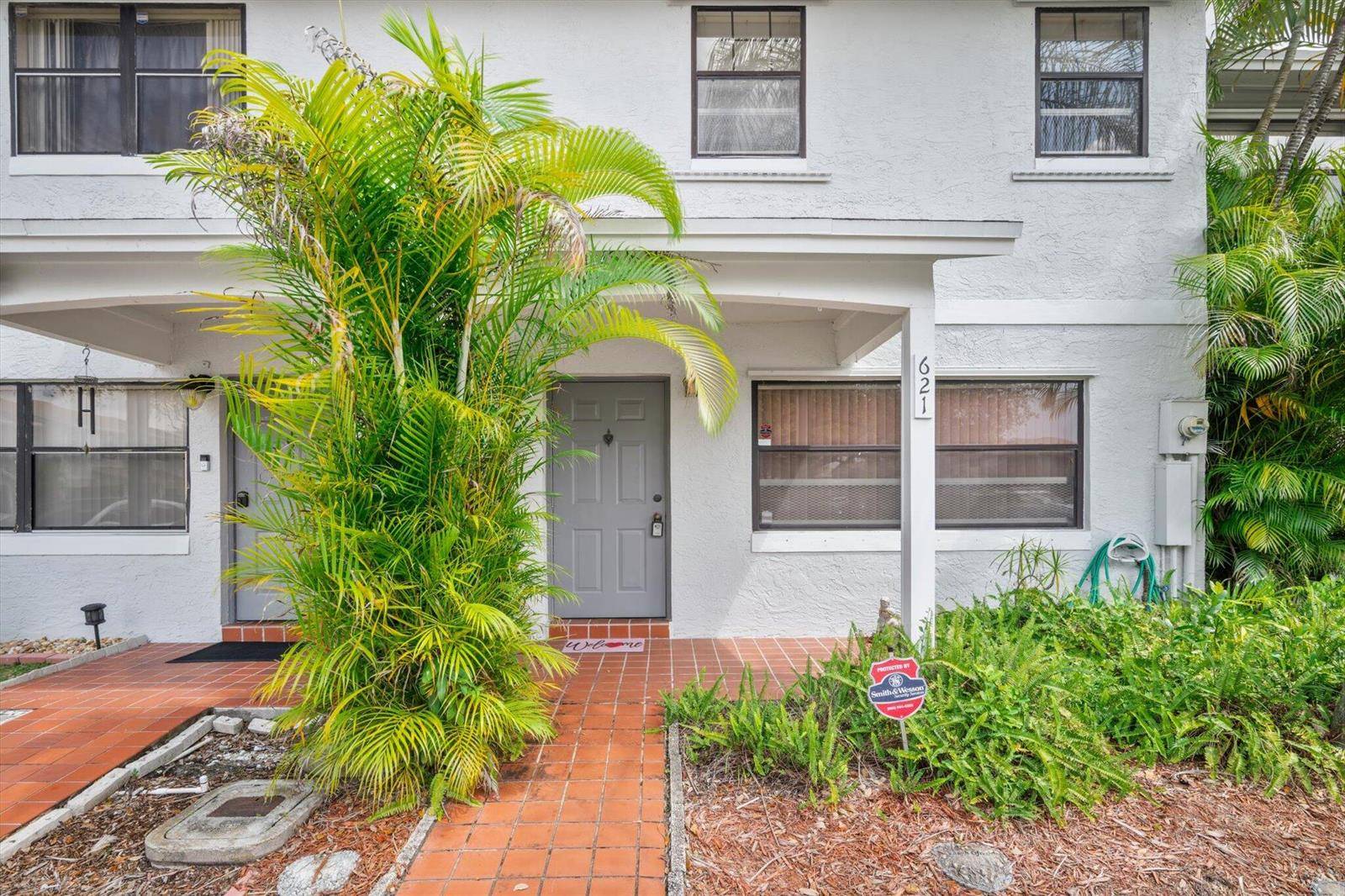 621 NW 105thPembroke Pines - picture