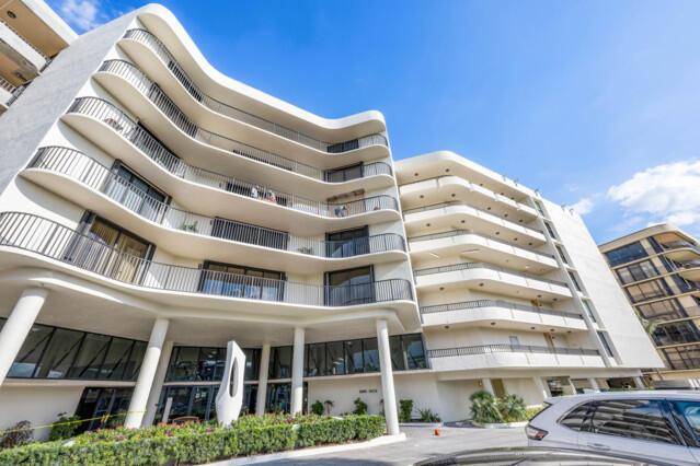 3610 S OceanSouth Palm Beach - DUNE DECK OF THE PALM BEAC,Dune Deck condo unit 510 - picture