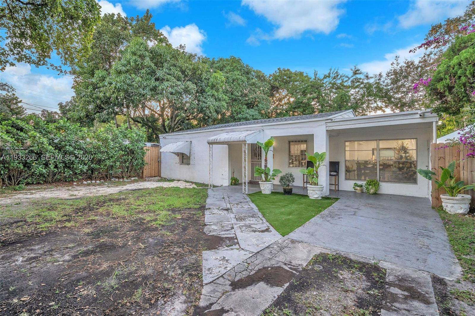 14140 NE 10th AveNorth Miami - picture