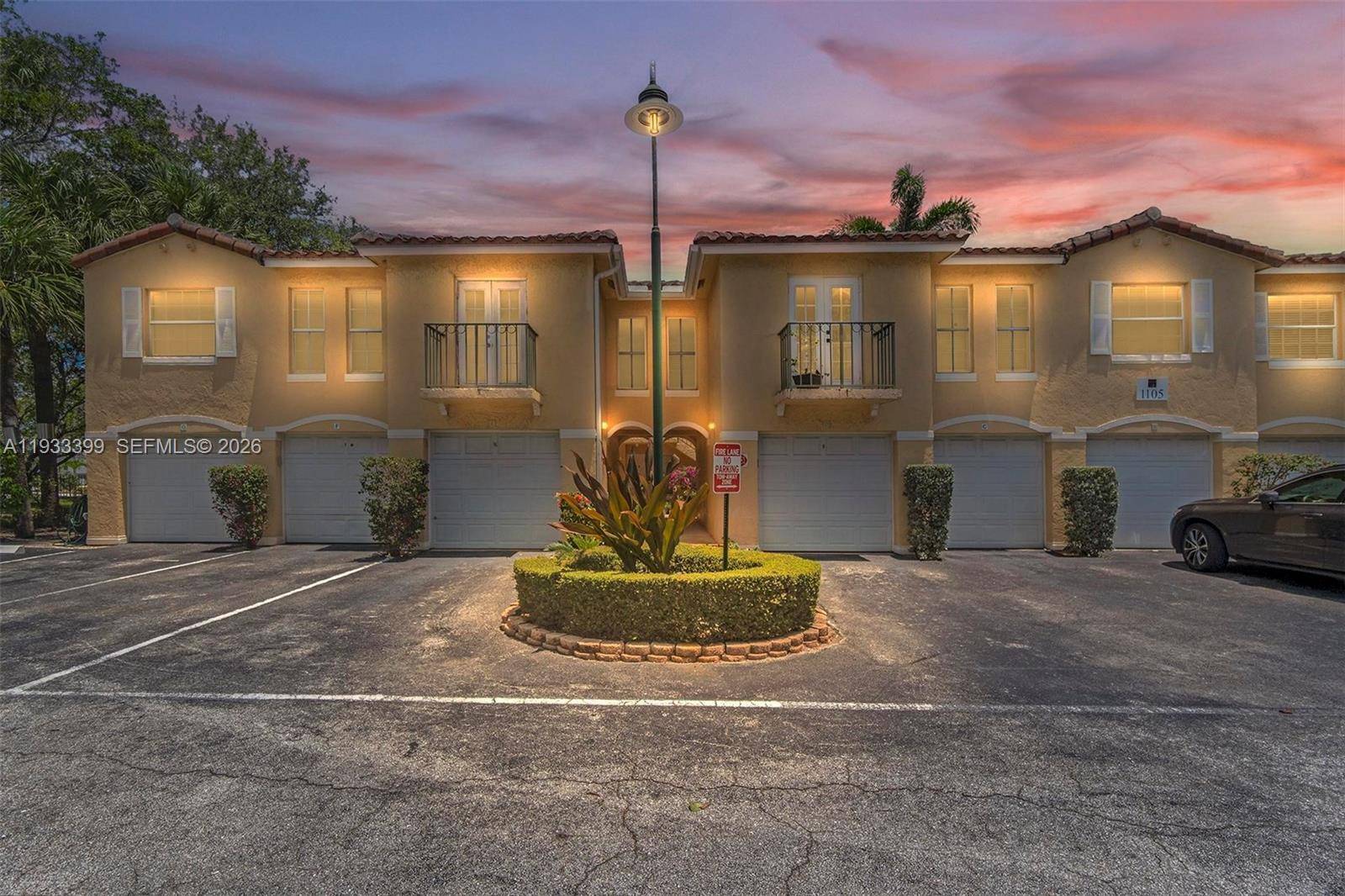 1105 Lake Shore DrLake Park - Condo 1-4 Stories,Condo condo unit 202 - picture
