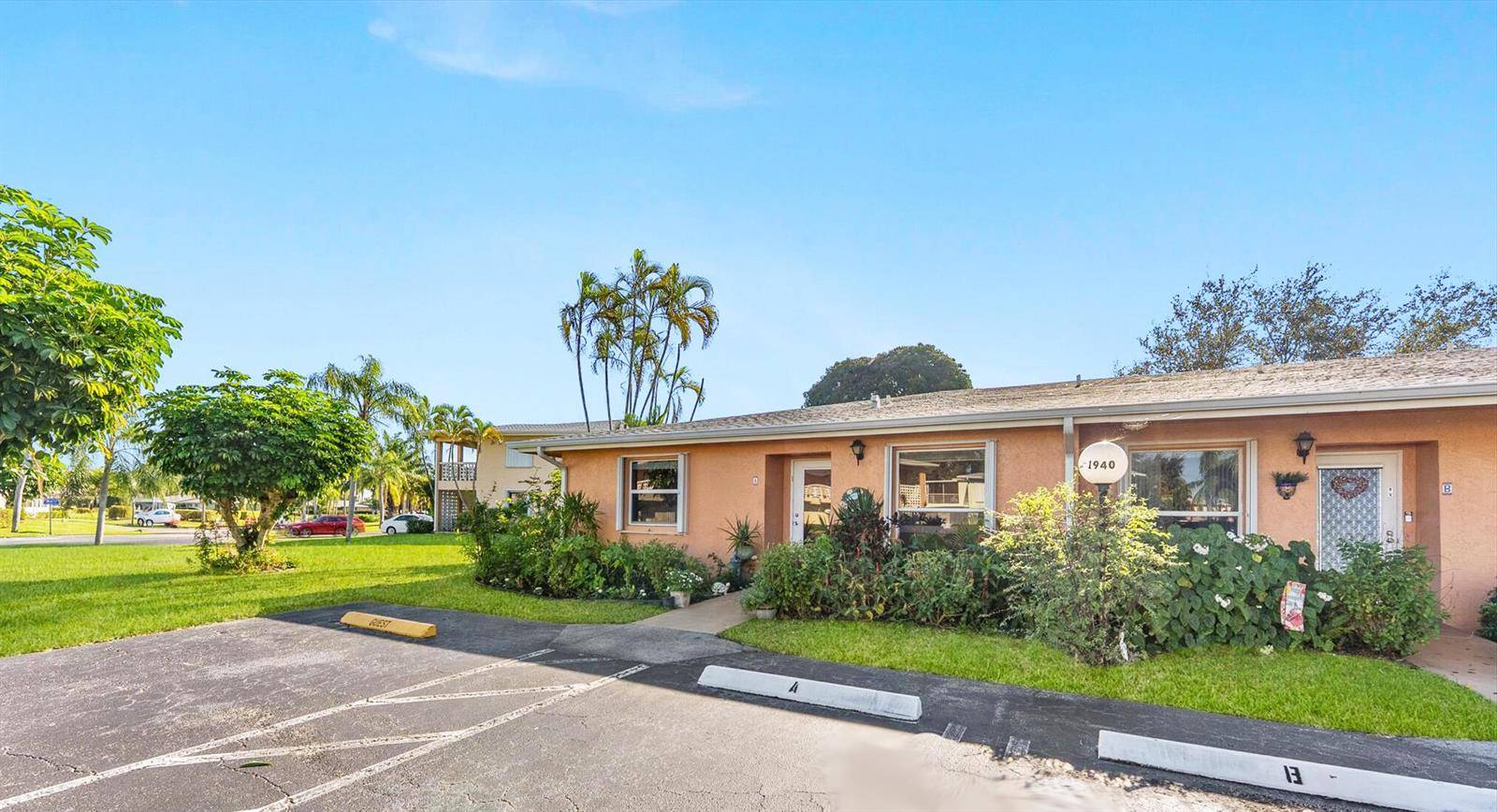 1940 NW 13thDelray Beach - PINES OF DELRAY NORTH COND,PINES OF DELRAY NORT condo unit 12-a - picture