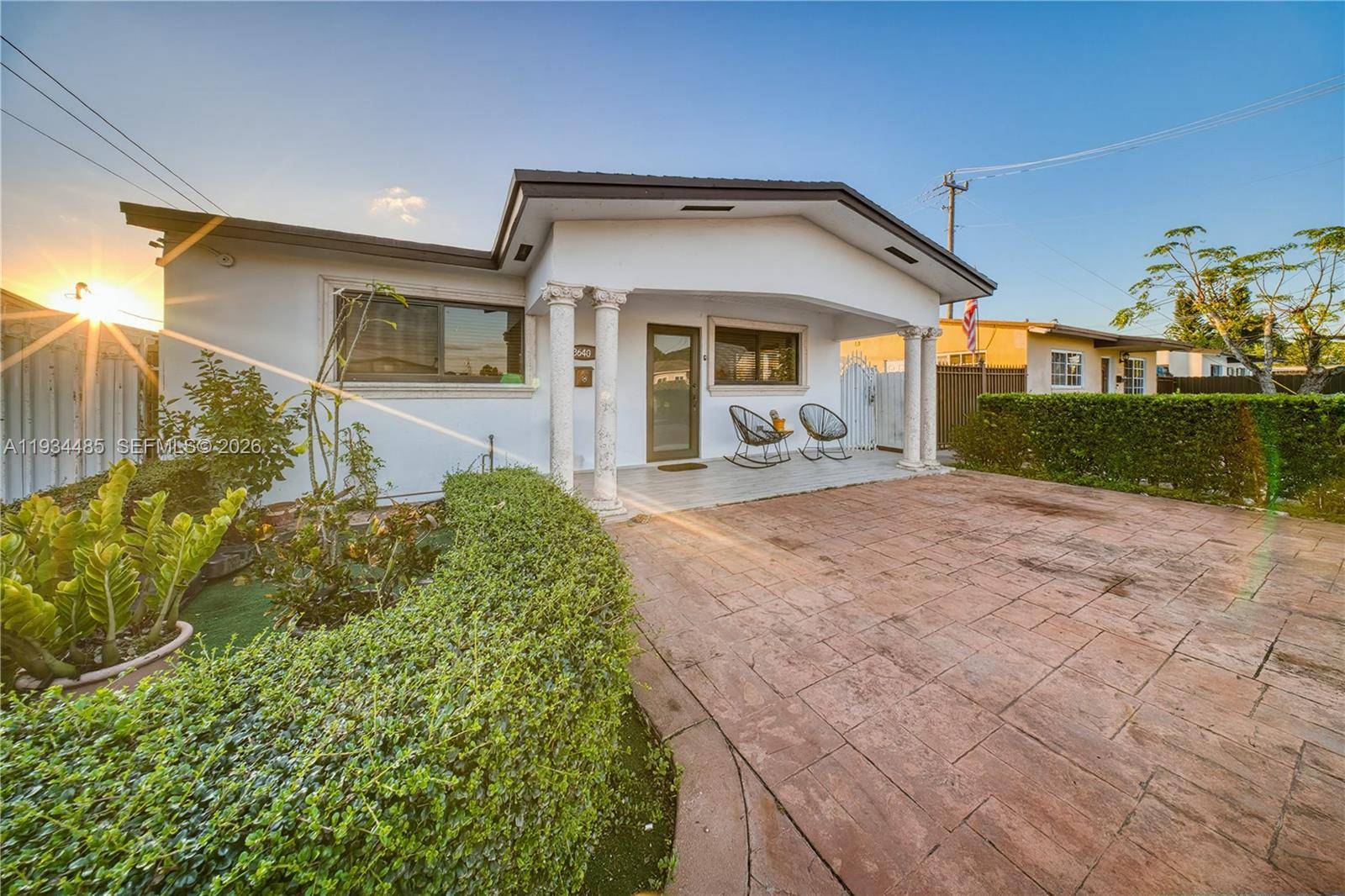 3640 SW 92nd AveMiami - picture