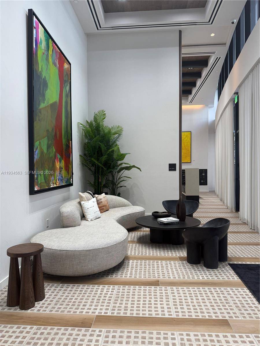 225 N Miami aveMiami - Condo 5+ Stories,Condo condo unit 501 - picture