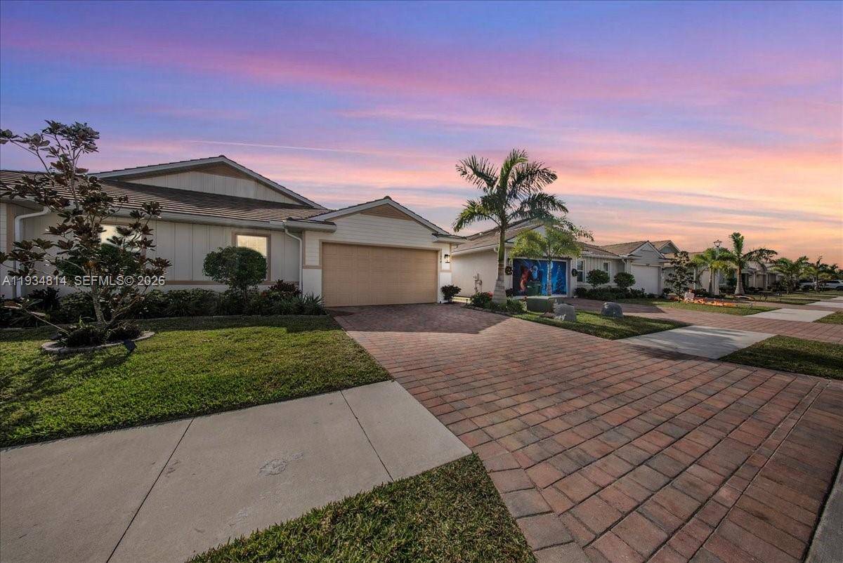 1074 Enbrook LoopNaples - picture