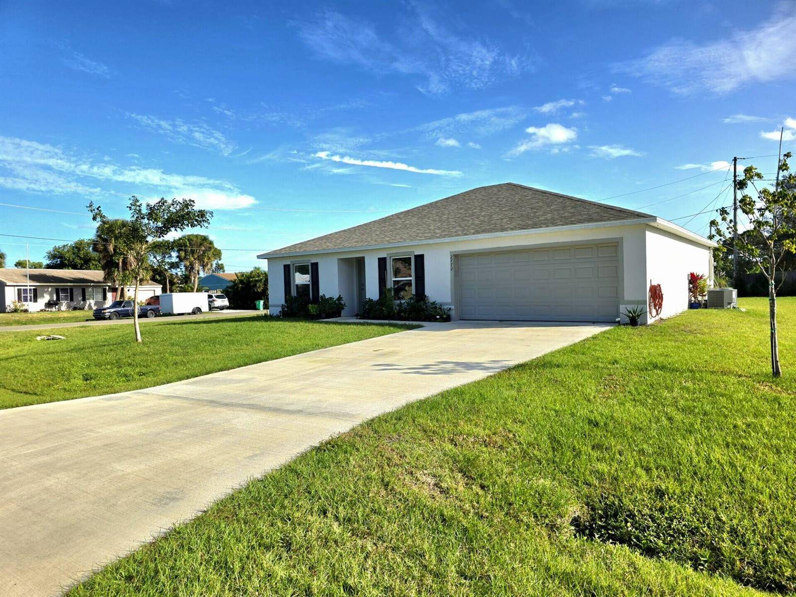 2772 SE GarfieldPort St. Lucie - picture