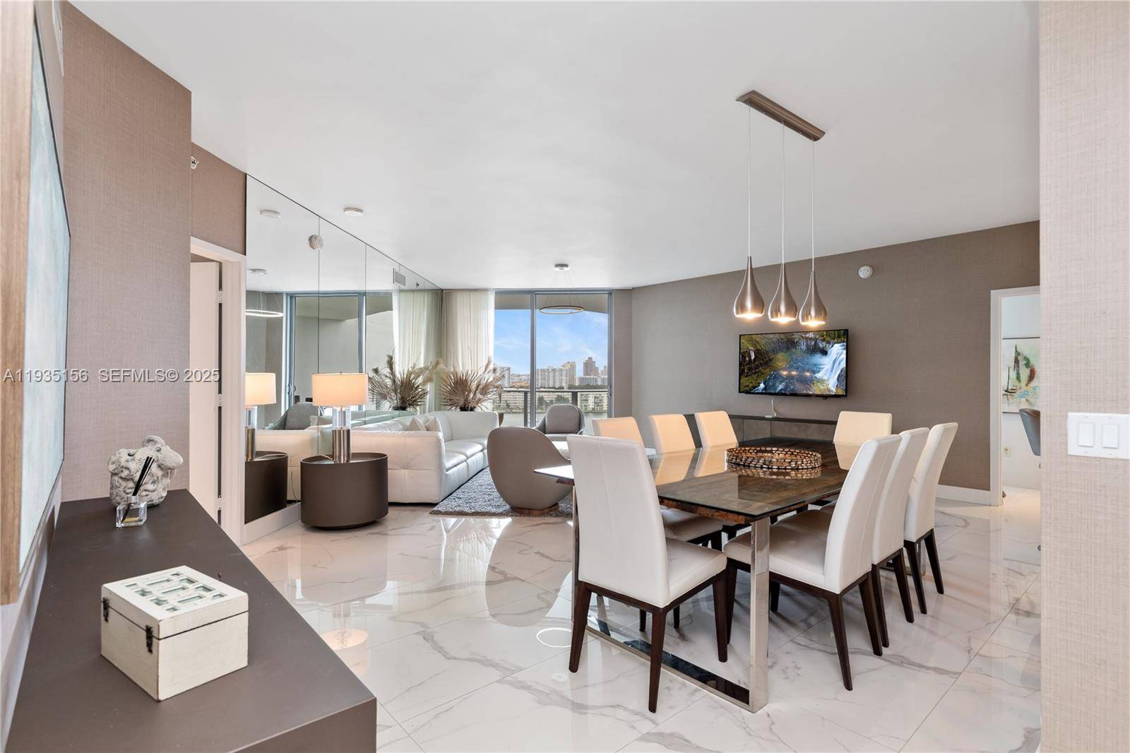 17301 Biscayne BlvdNorth Miami Beach - MARINA PALMS RESIDENCES N,Marina Palms condo unit 908 - picture