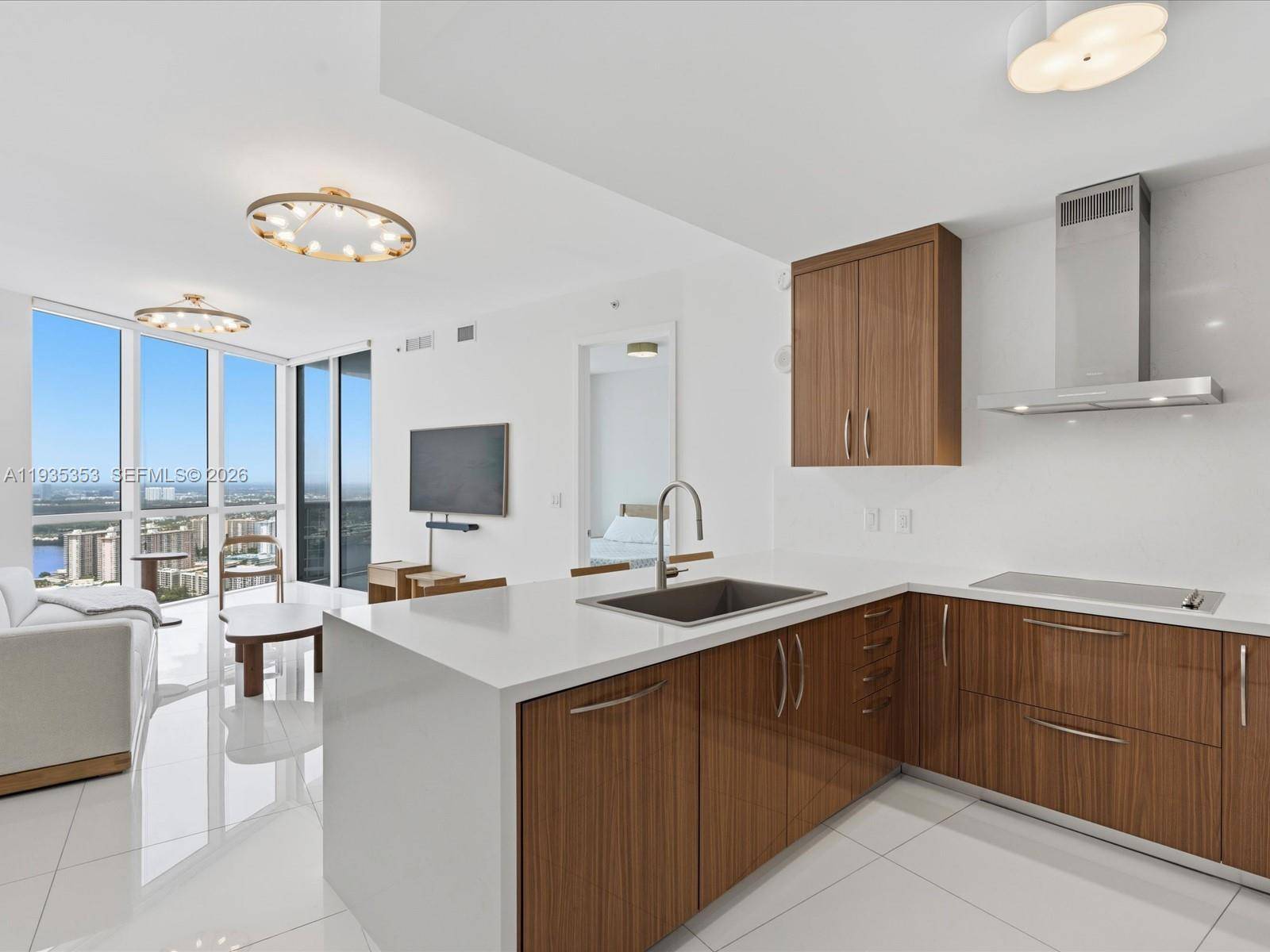 18201 Collins AveSunny Isles Beach - TRUMP ROYALE CONDO condo unit 5508 - picture