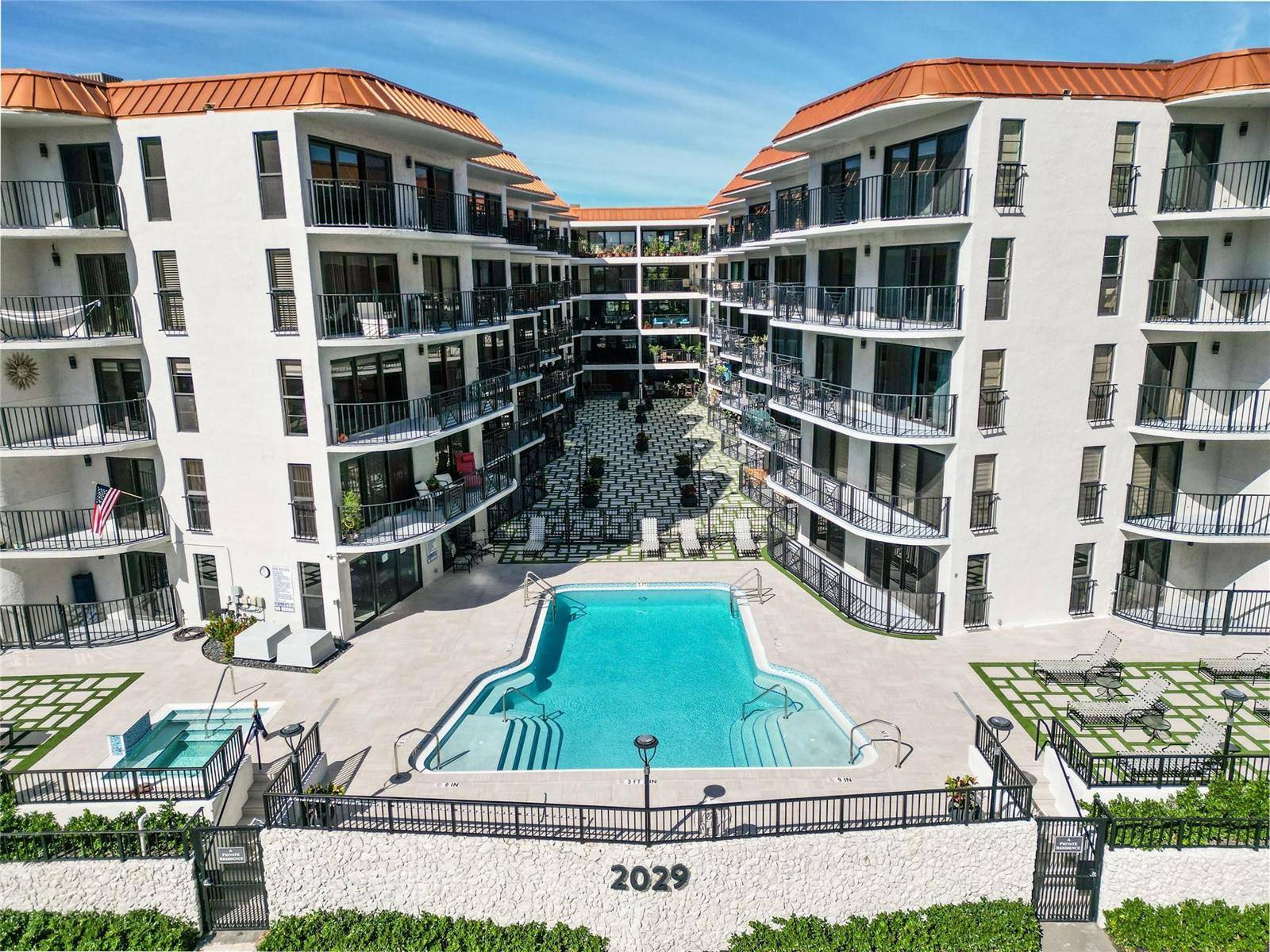 2029 N OceanFort Lauderdale - TRADEWINDS BY THE SEA condo unit 303 - picture